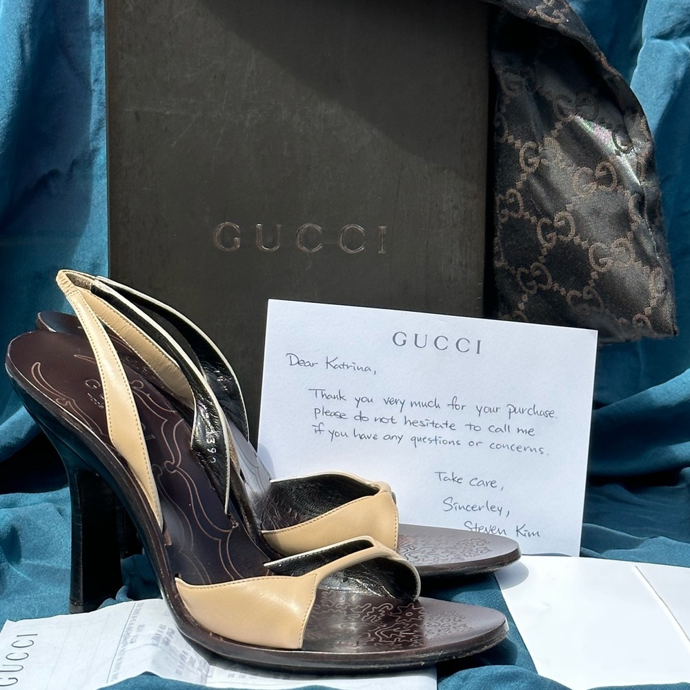 Gucci Two-Tone Black and Cream Heels